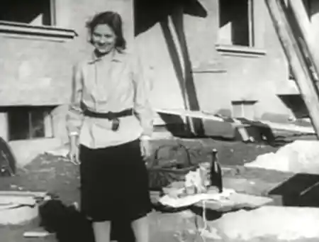 Women's Misery - Women's Happiness scene