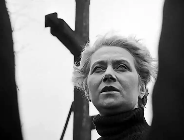 Une femme a passé photo