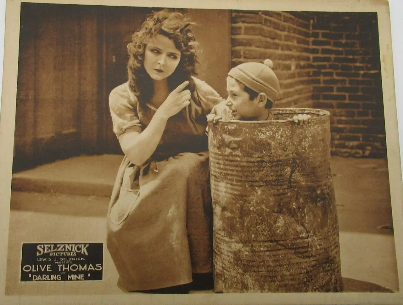 Darling Mine scene