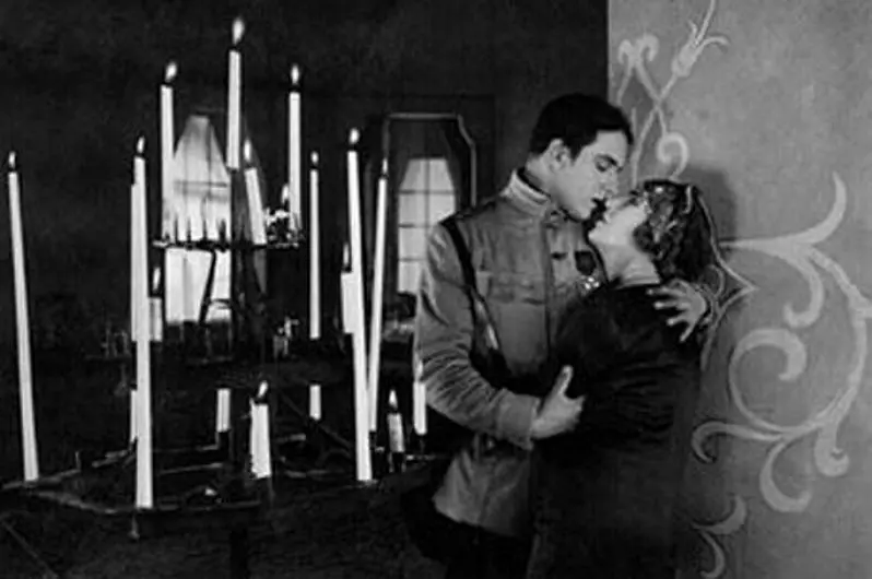 The Living Image, or the Lady of Petrograd photo
