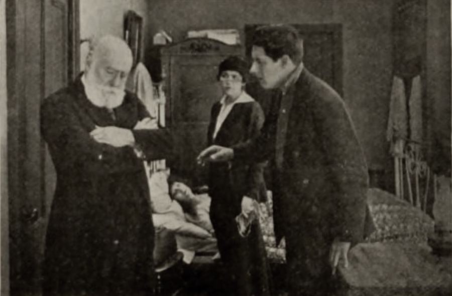 The Shadow of a Doubt scene