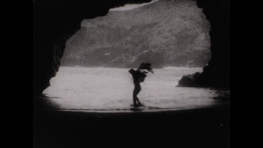 The Pearl of Paradise scene