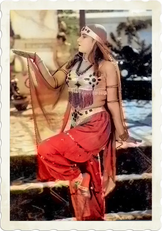 Lache in harem scene