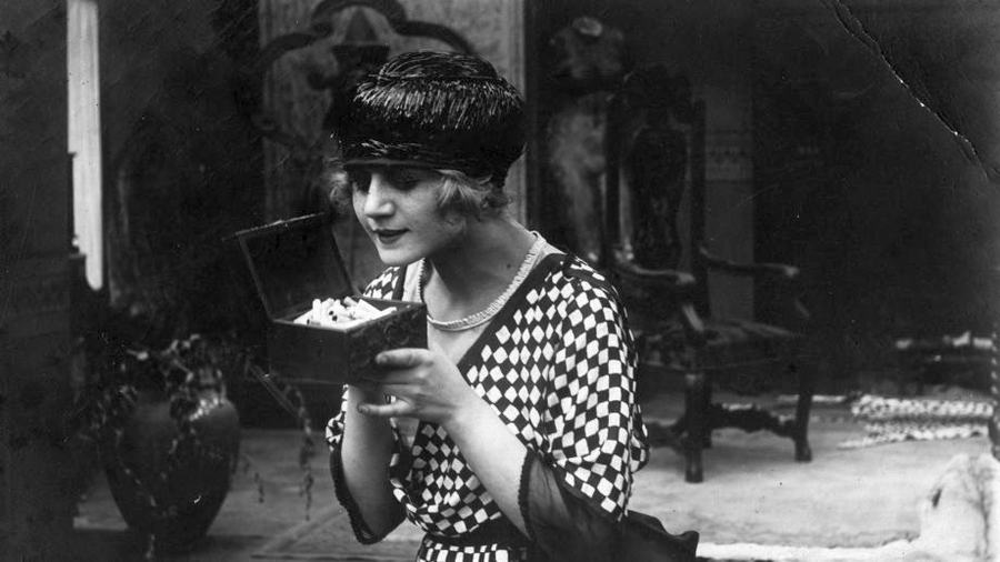 The Cigarette scene
