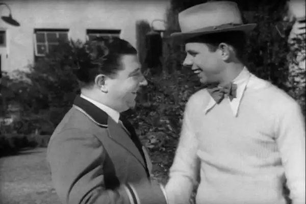 Hollywood Newsreel