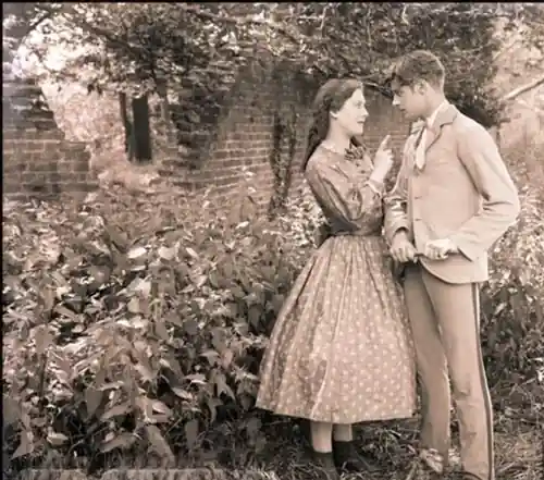 Comin' Thro' the Rye photo