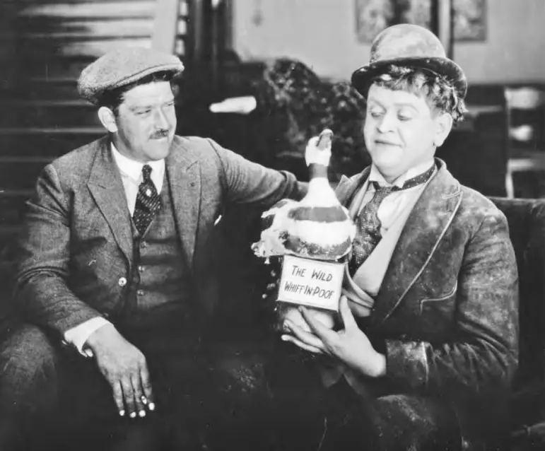 Duck Inn scene
