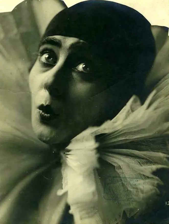 Amleto e il suo clown scene