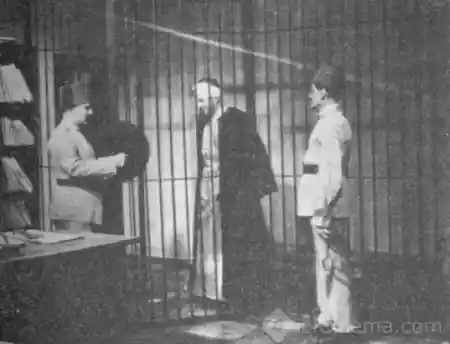 Sahib al saada scene
