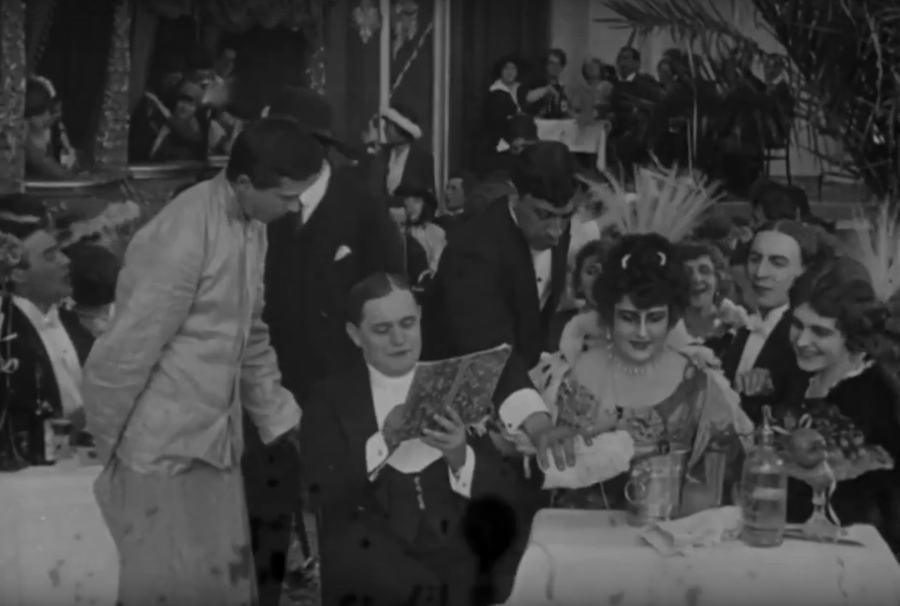 Drakonovskiy kontrakt scene