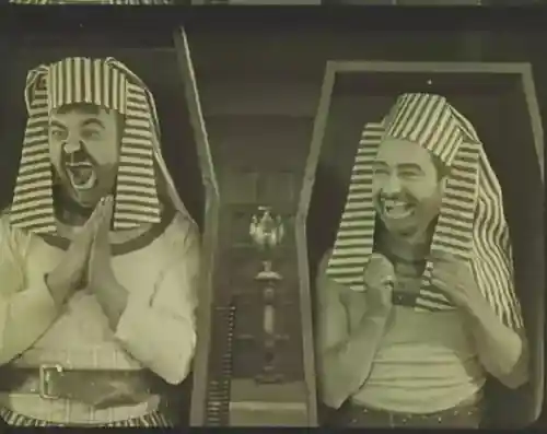 Tut! Tut! King photo