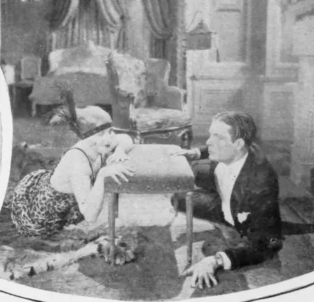 A Parisian Knight scene