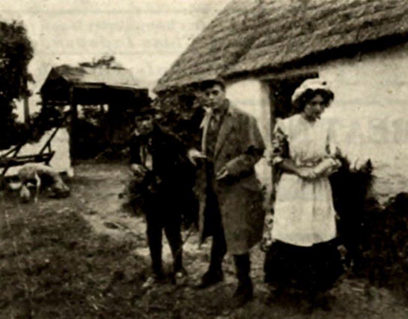 Arrah-Na-Pogue scene