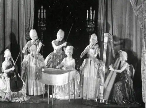 Cinesound Varieties