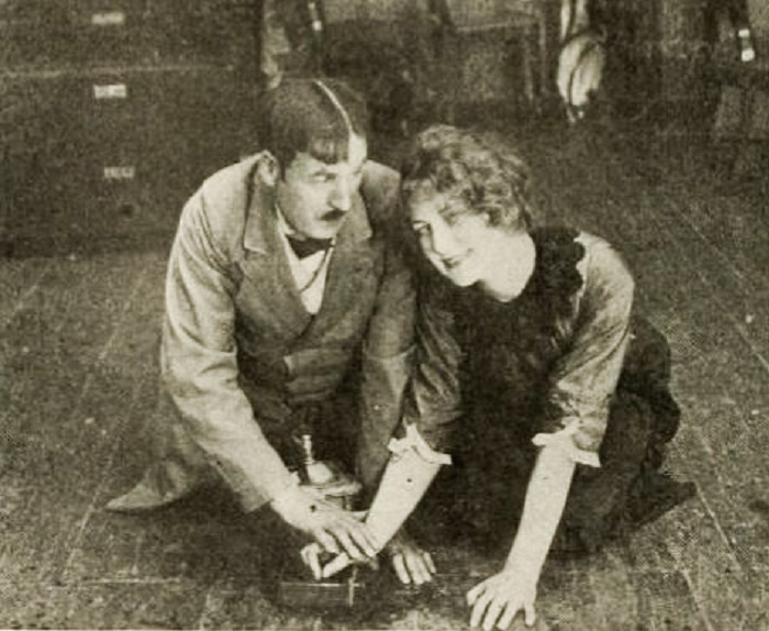 A World Without Men scene 1