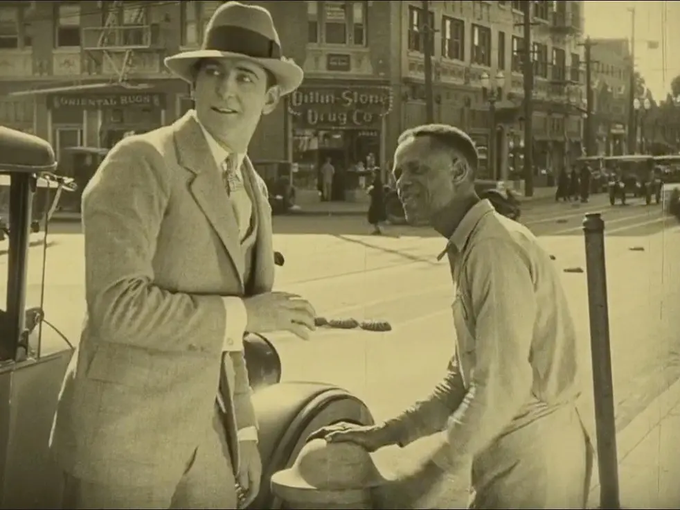 The Roaring Road scene