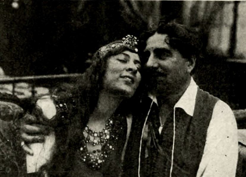 Sapho scene