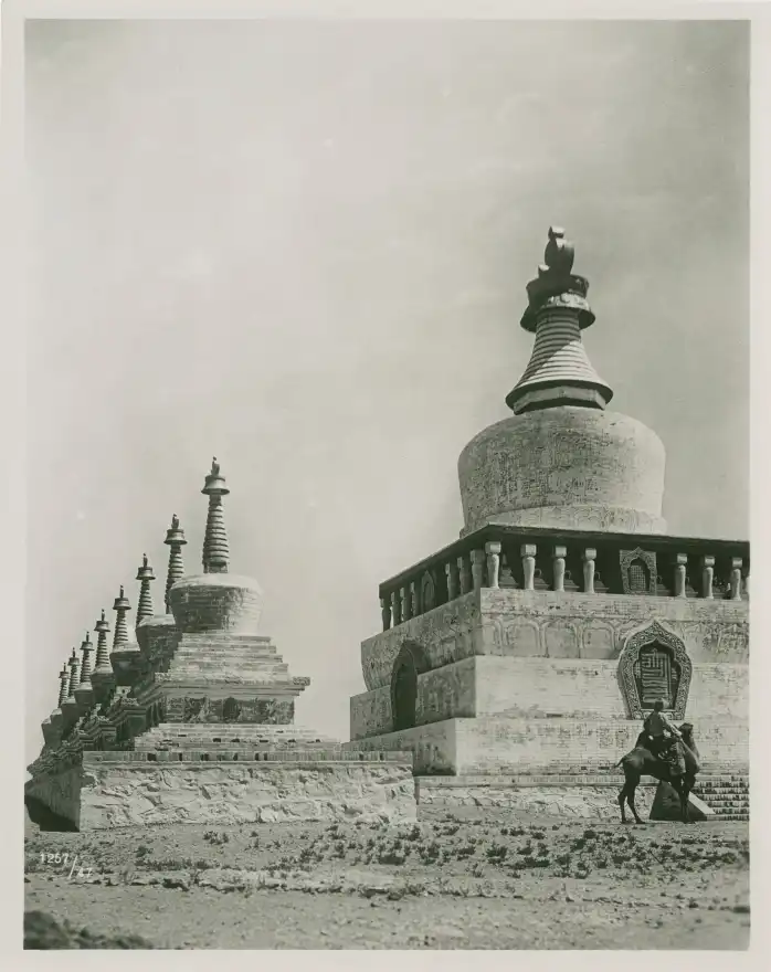 Mit Sven Hedin durch Asiens Wüsten photo