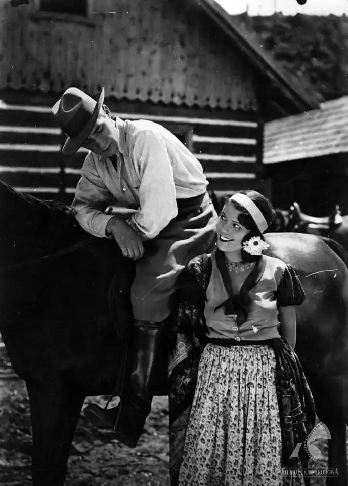 Kobieta, która grzechu pragnie scene