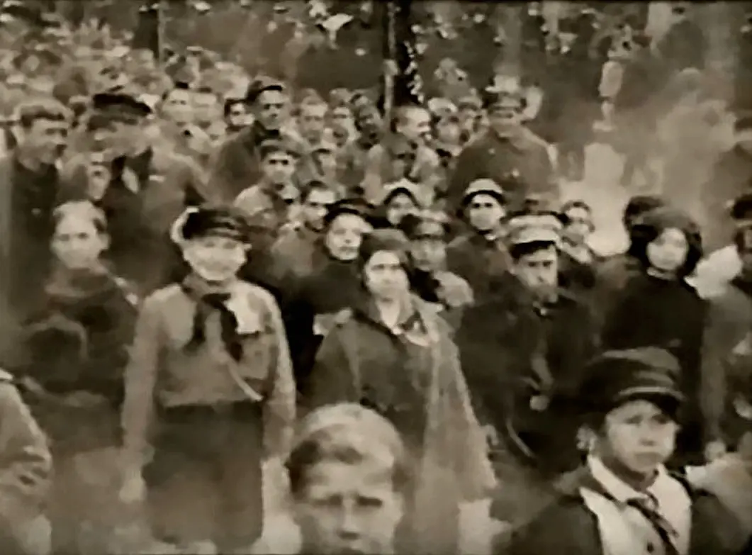Kino-pravda no. 20 - Pionerskaia pravda scene