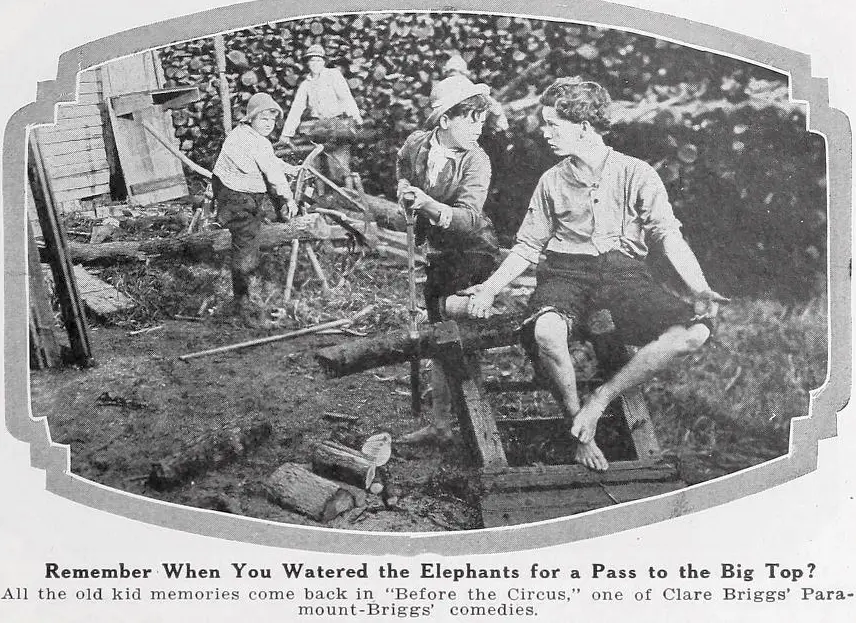 Before the Circus scene