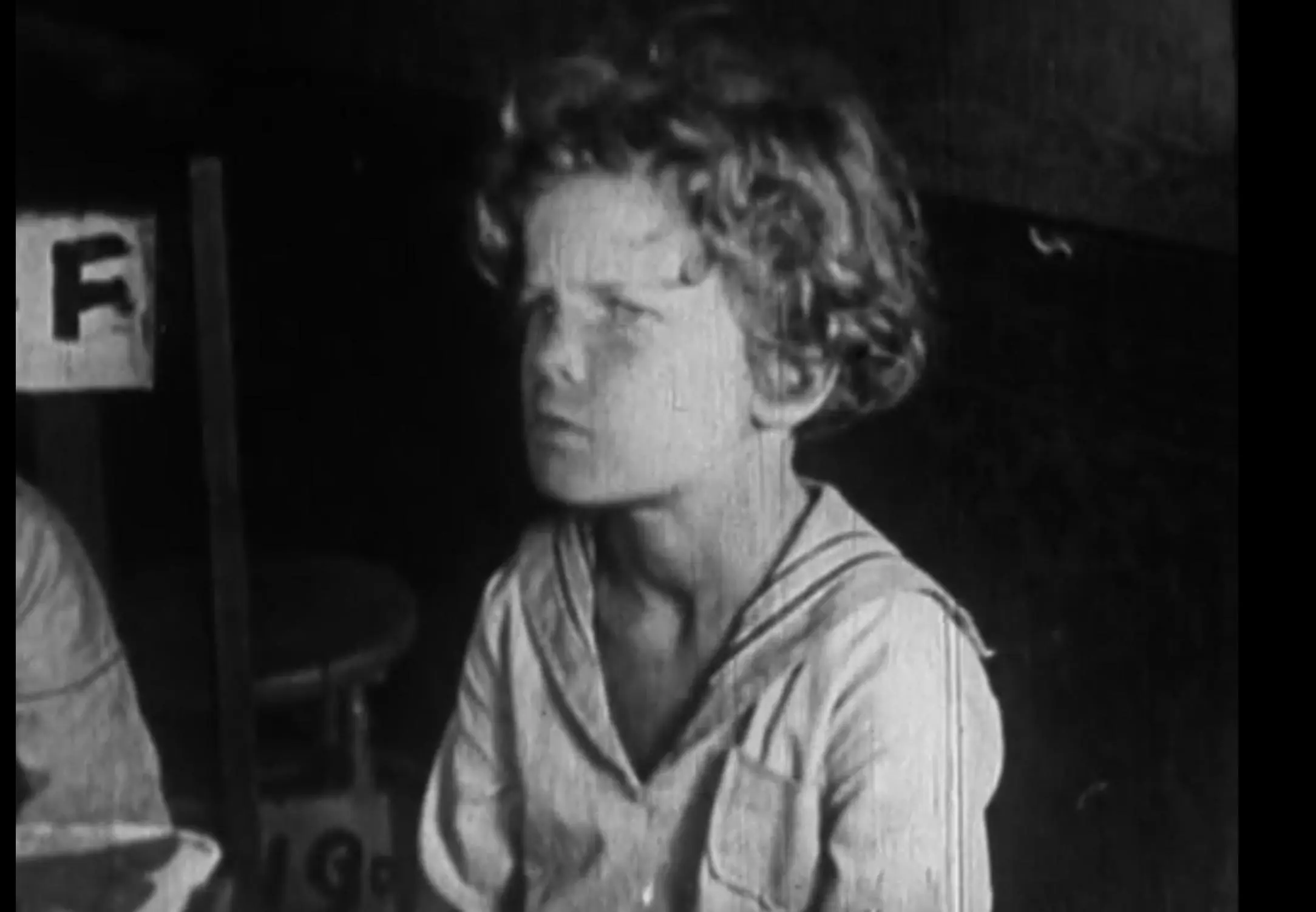 Tin Hoss scene