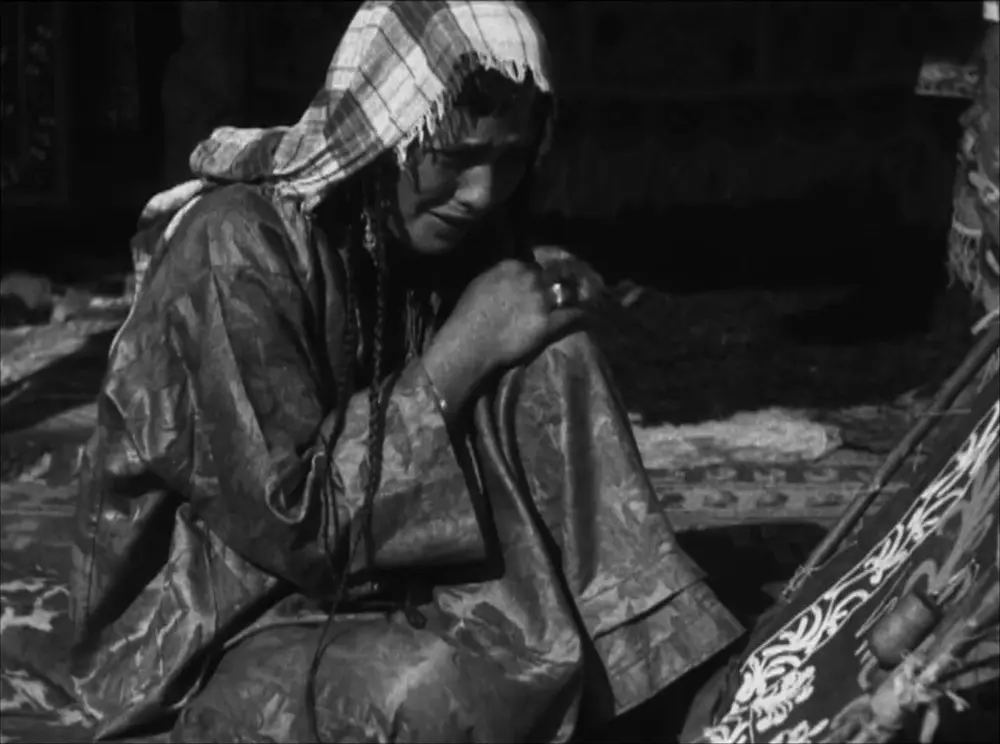 Shakaly Ravata scene