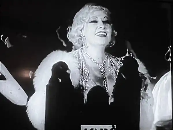 Hollywood on Parade No. B-5