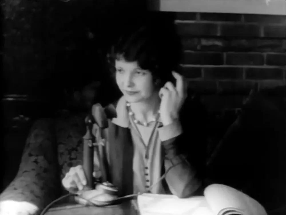 How to Use the Dial Telephone scene