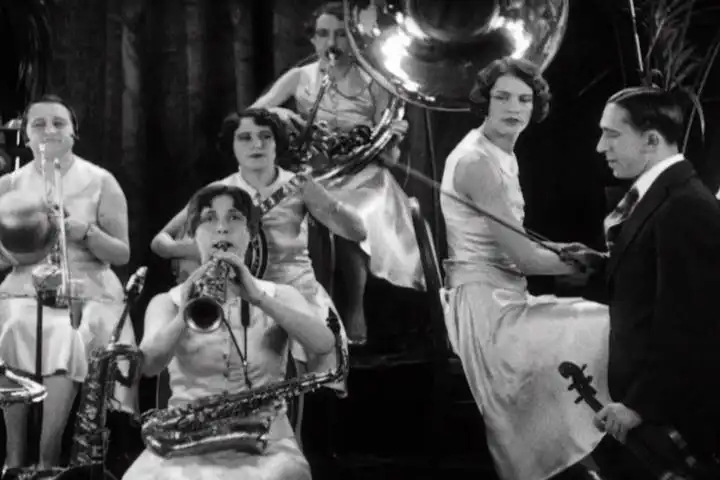 Harry Wayman and His 'Debutantes'