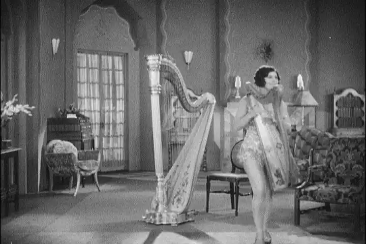 Carlena Diamond: Harpist Supreme
