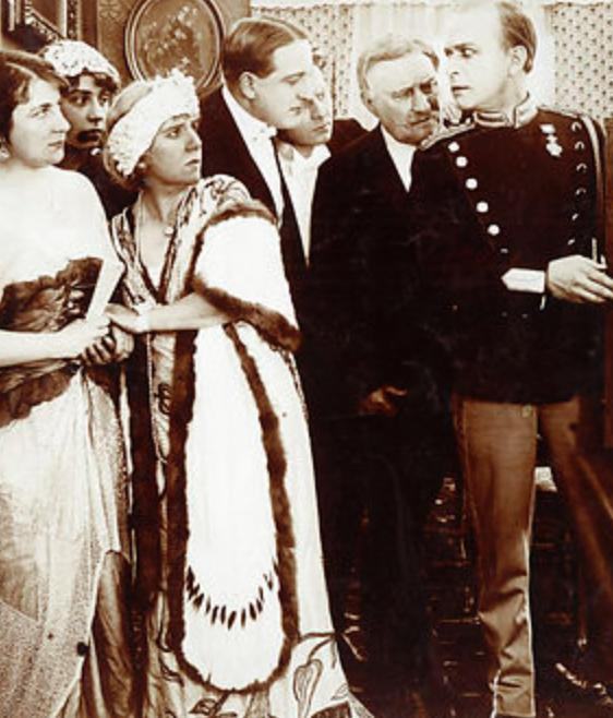 Den farlige Haand scene