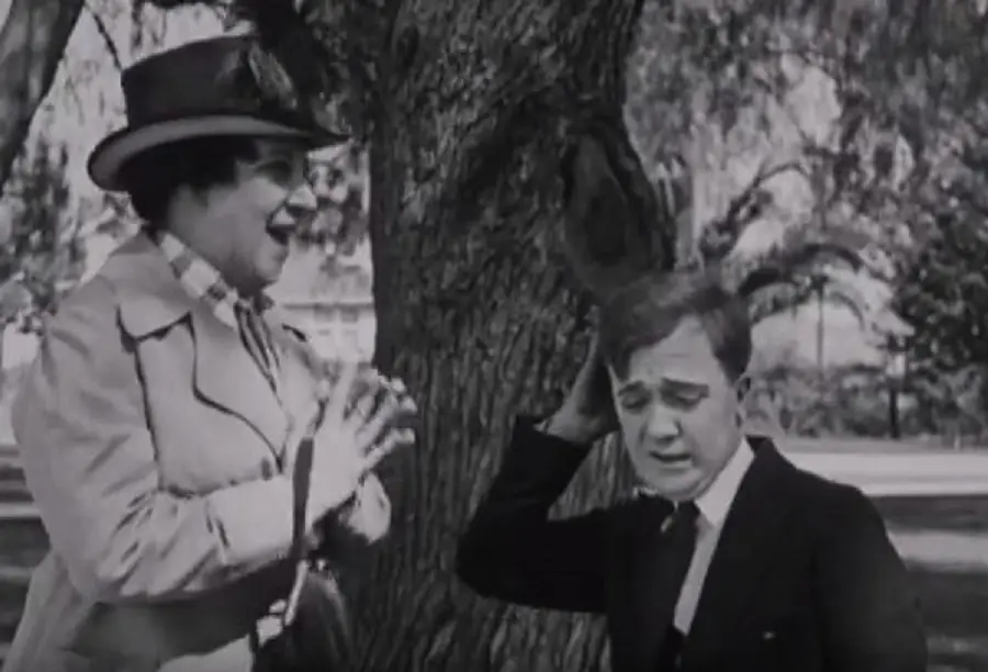 A Bashful Bigamist scene