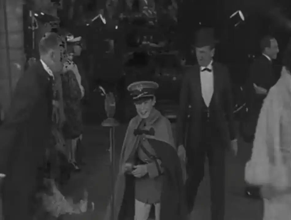 The Circus: Premiere photo
