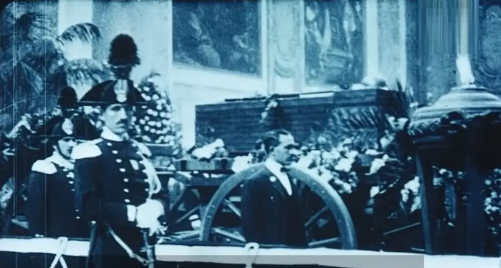 Gloria: Apoteosi del soldato ignoto photo
