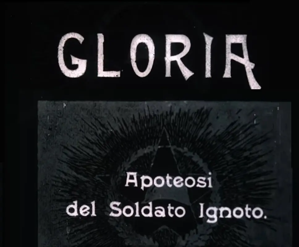 Gloria: Apoteosi del soldato ignoto scene