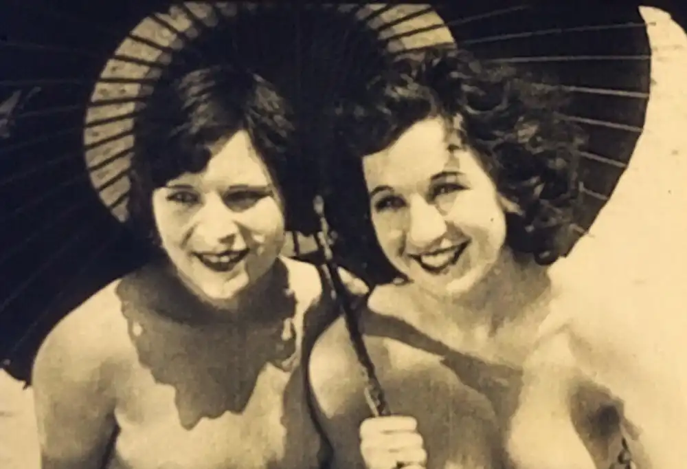 Hollywood Sand Witches photo