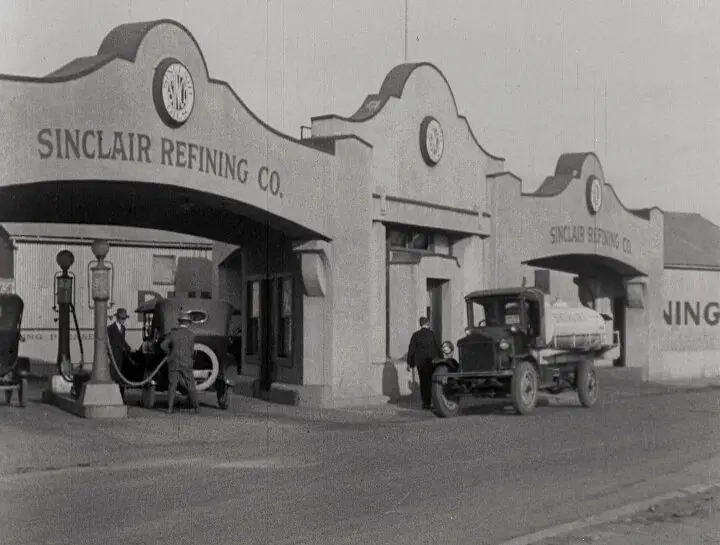 The Story of Petroleum photo