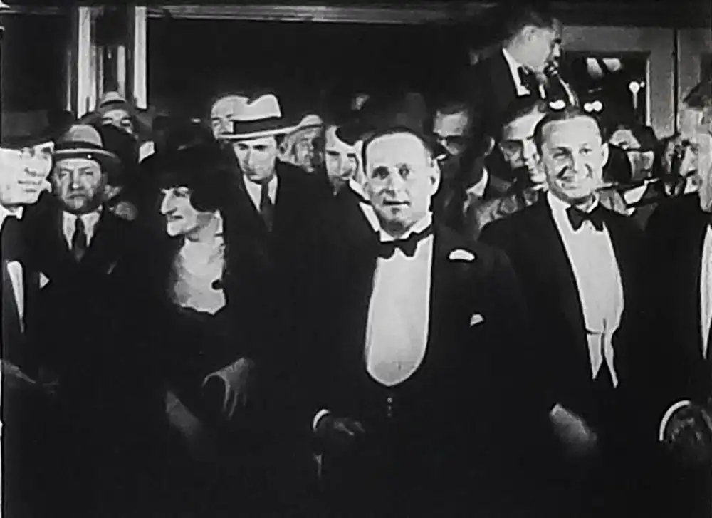 John Miljan: Vitaphone Trailer Announcement - 'the Jazz Singer' photo