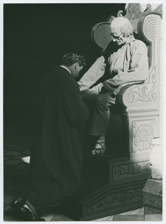 Miraklet: Tavlor ur det katolska samfundslivet