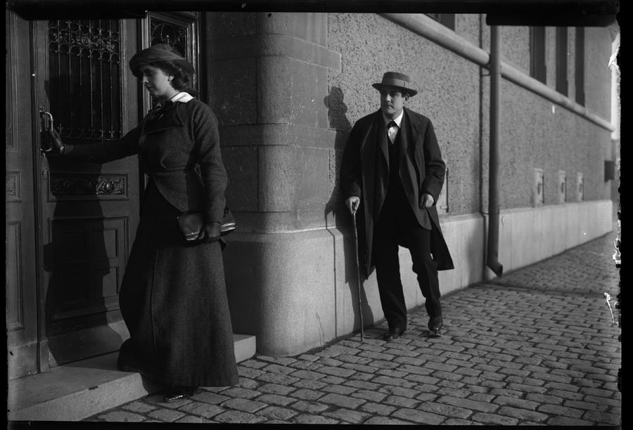 För sin kärleks skull