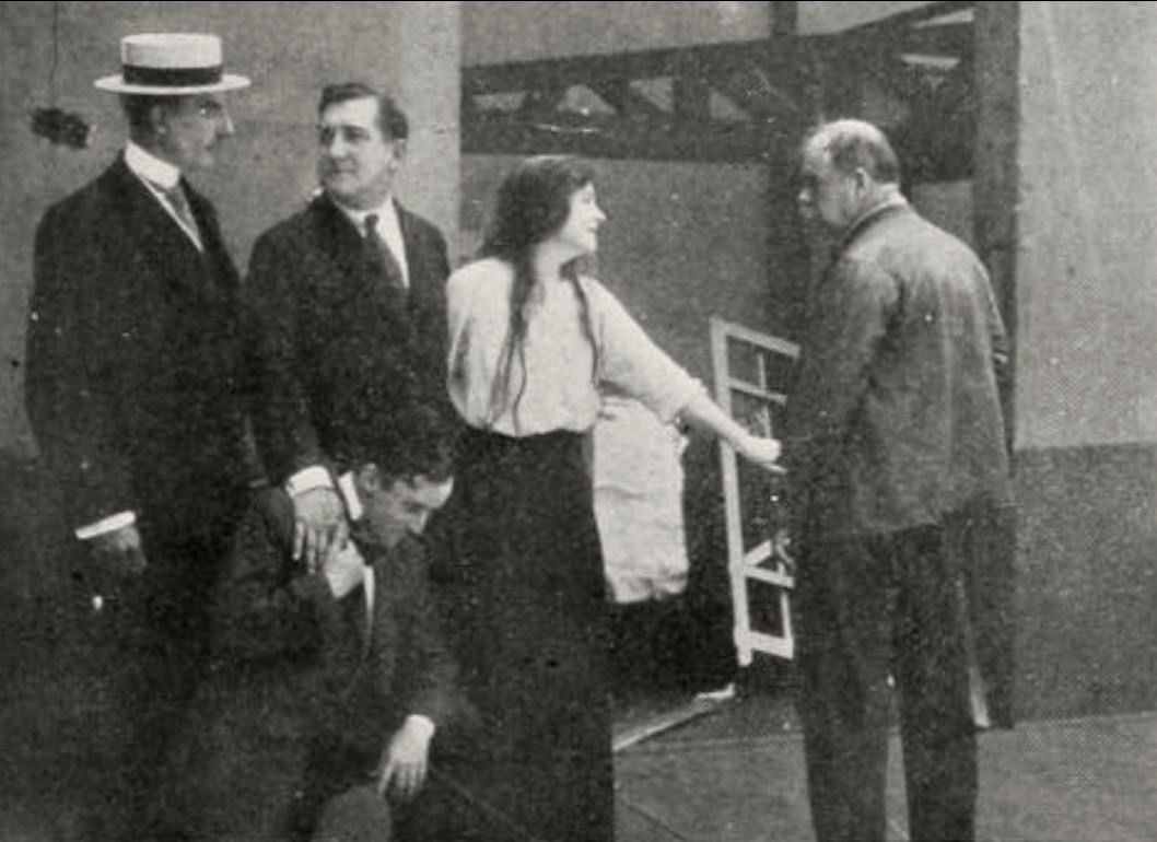 The Cotton King scene