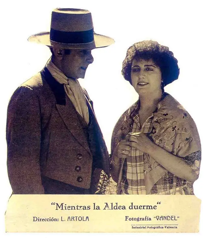 Mientras la aldea duerme