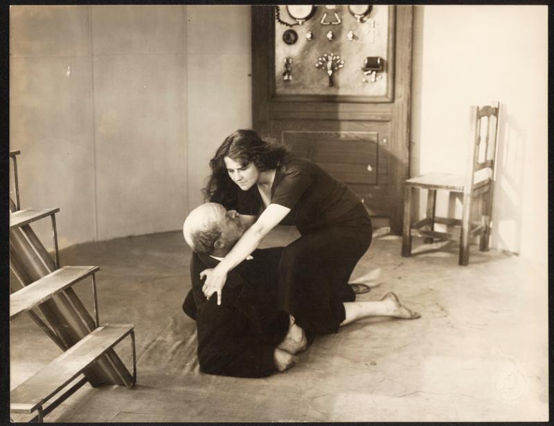 Det gamle fyrtaarn scene