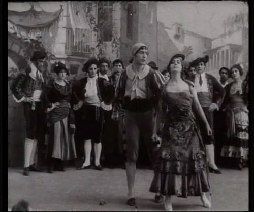 Lyubov statskogo sovetnika scene