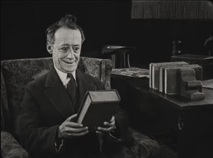 A He-Male Vamp