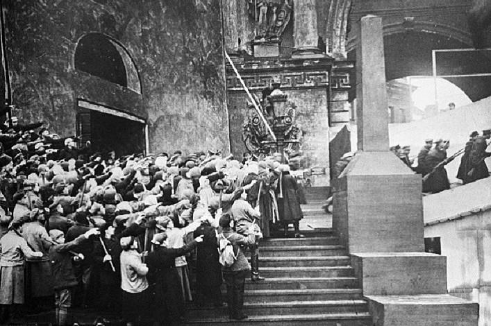 Vzyatie Zimnego dvortsa scene