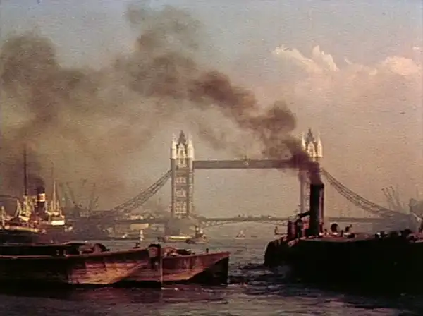 Colour on the Thames