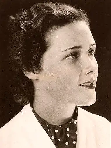 Peggy Bates