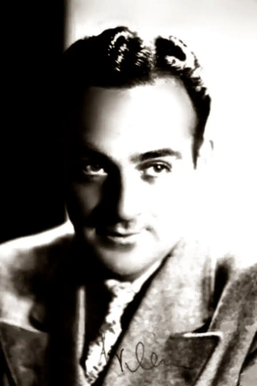 Tito Davison